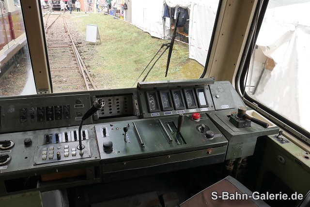 Baumuster 270 001 am 25.05.2024 in Erkner - S-Bahn-Galerie.de Baumuster 270 001 am 25.05.2024 in Erkner - S-Bahn-Galerie.de