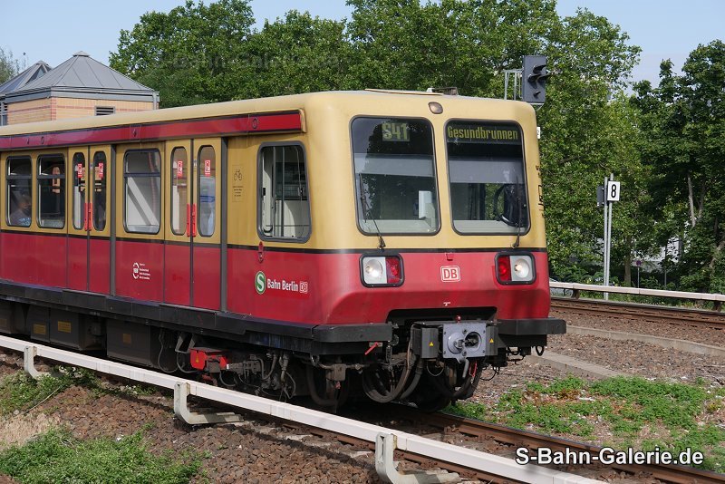 Baureihe 485 am 29.07.2020 in Berlin-Jungfernheide - S-Bahn-Galerie.de Baureihe 485 am 29.07.2020 in Berlin-Jungfernheide - S-Bahn-Galerie.de