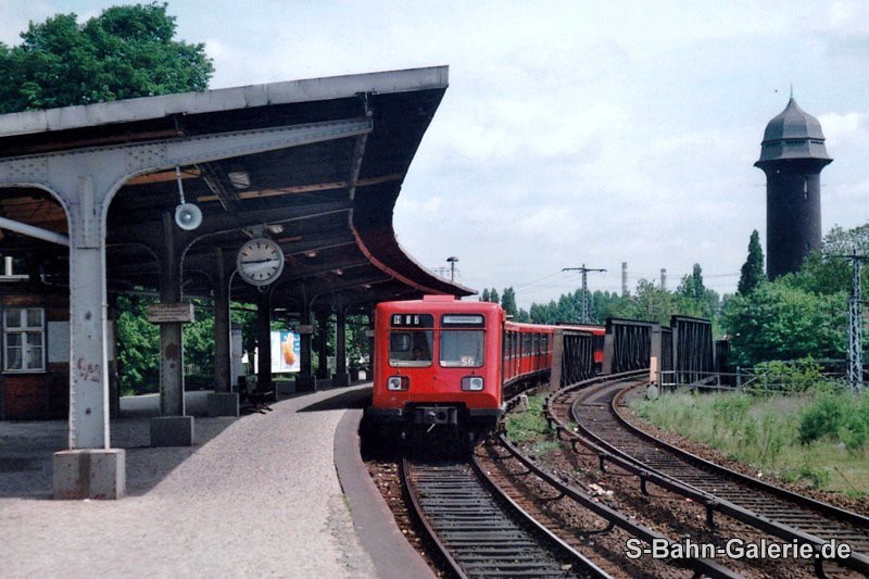 485 053 am 17.05.1992 in Berlin-Ostkreuz - Sammlung Olaf Hoell - S-Bahn-Galerie.de 485 053 am 17.05.1992 in Berlin-Ostkreuz - Sammlung Olaf Hoell - S-Bahn-Galerie.de