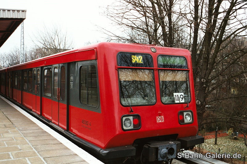 485 062 am 15.12.2002 in Berlin, Greifswalder Straße - S-Bahn-Galerie.de 485 062 am 15.12.2002 in Berlin, Greifswalder Straße - S-Bahn-Galerie.de