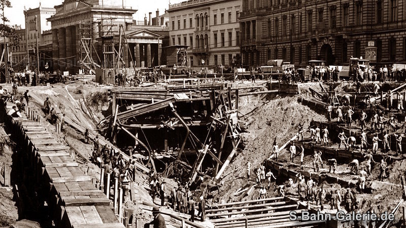 Bau des Nord-Süd-Tunnel der S-Bahn Berlin - Sammlung Olaf Hoell Bau des Nord-Süd-Tunnel der S-Bahn Berlin - Sammlung Olaf Hoell